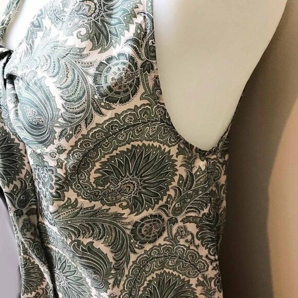 100% silk summer dress 💚🌻 - Picture 8 of 9